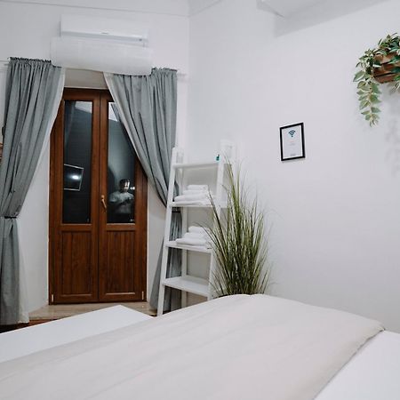 Bed and Breakfast Bonne Nuit Terracina Exterior foto
