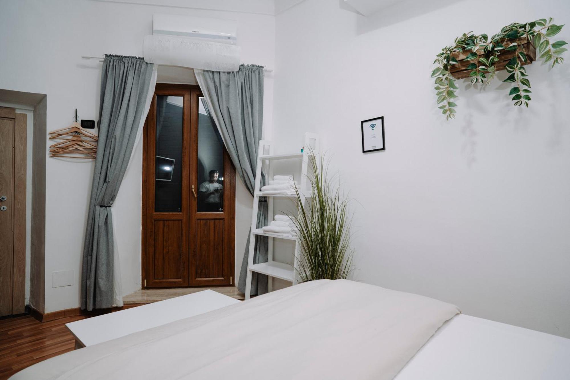 Bed and Breakfast Bonne Nuit Terracina Exterior foto