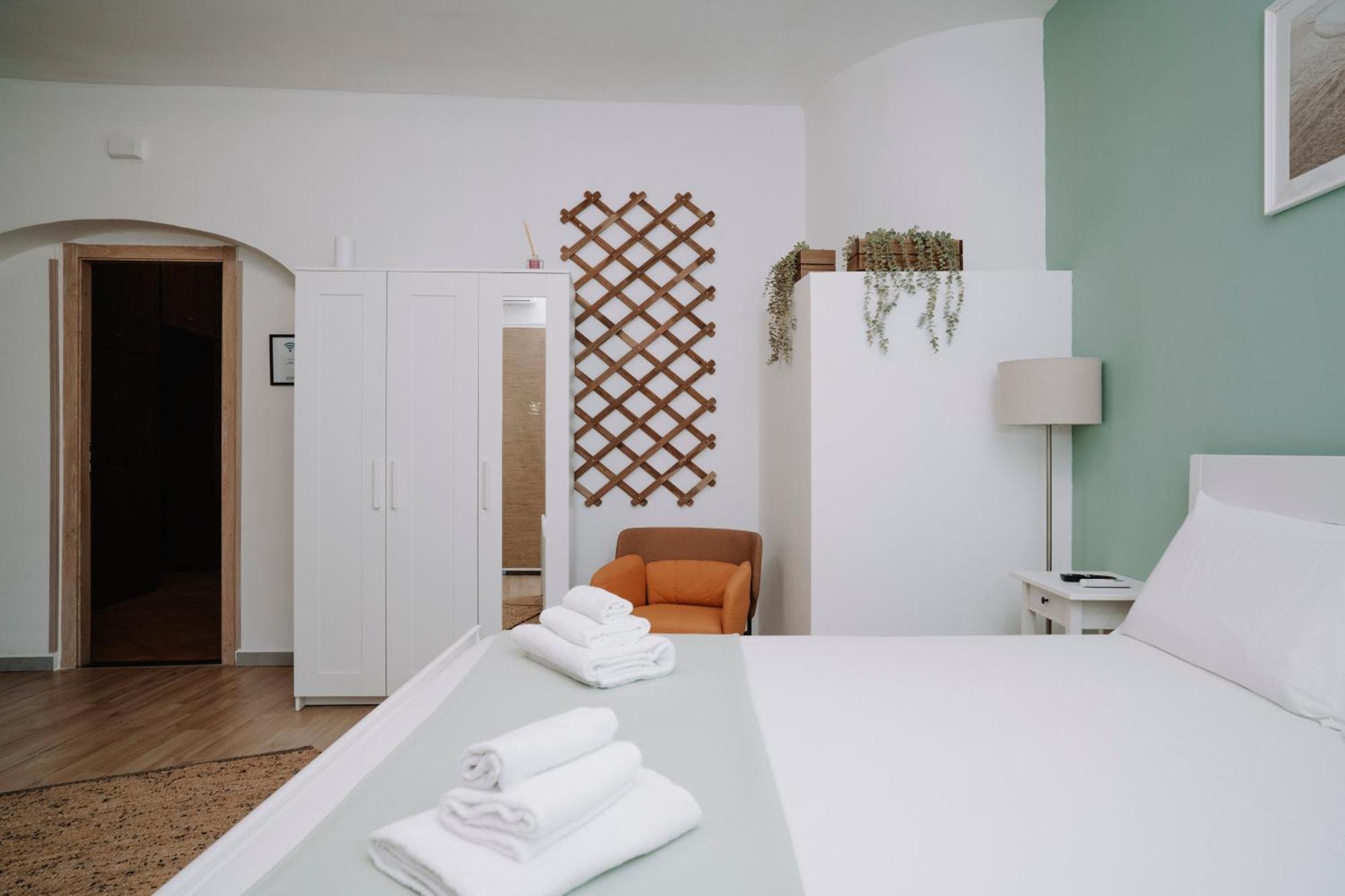 Bed and Breakfast Bonne Nuit Terracina Exterior foto