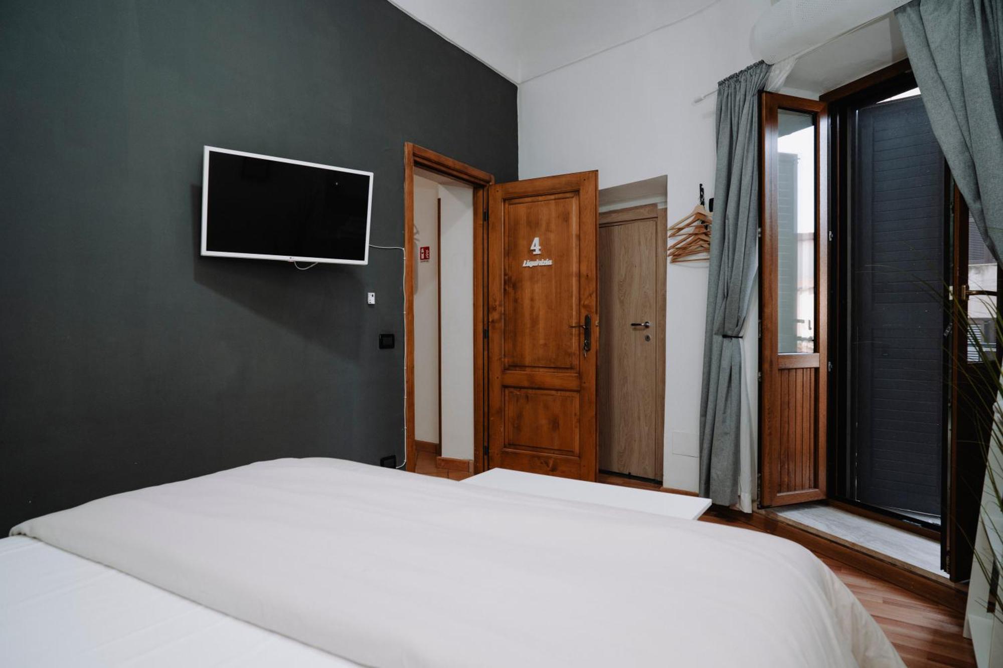 Bed and Breakfast Bonne Nuit Terracina Exterior foto